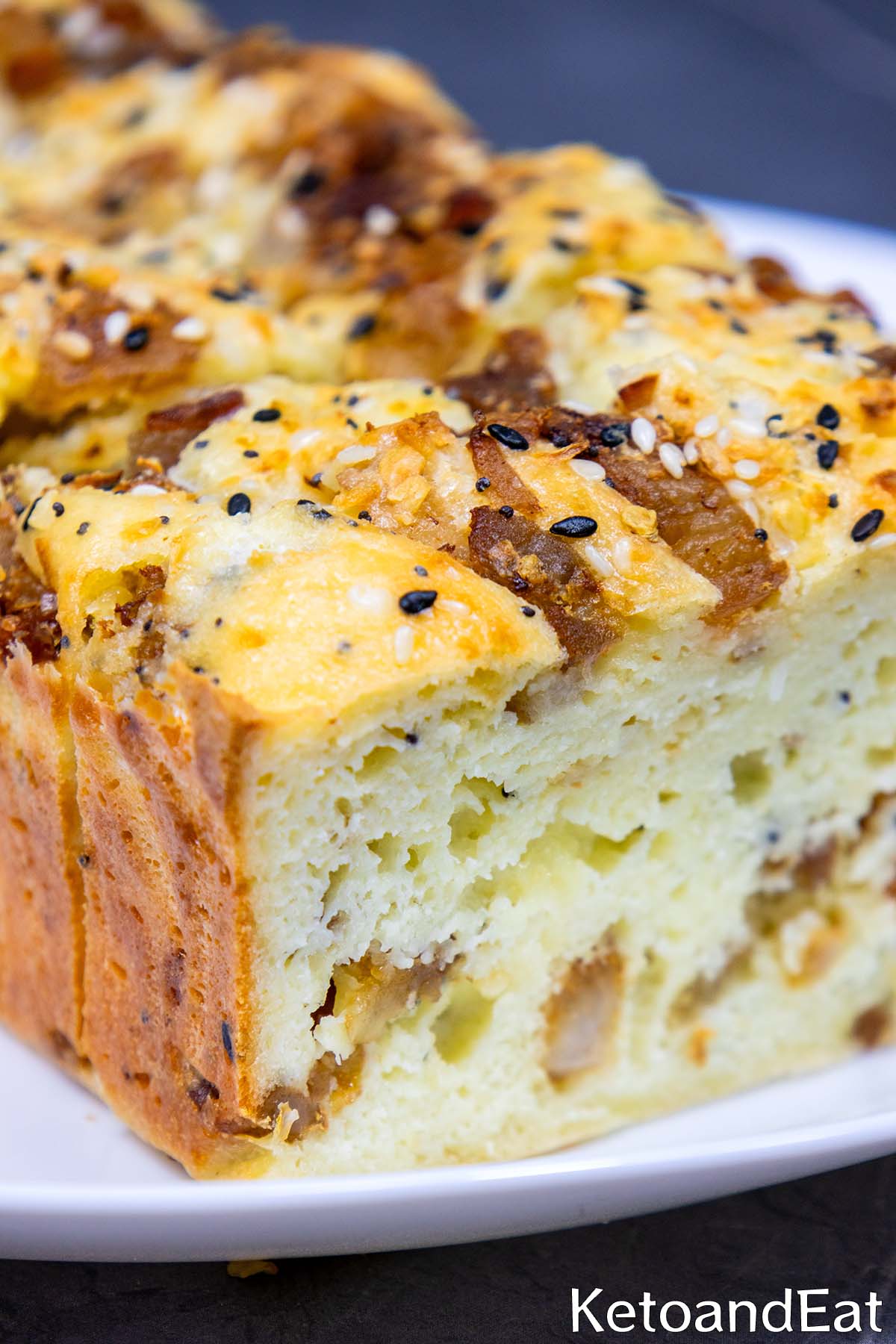 Bacon & Mozzarella Bread