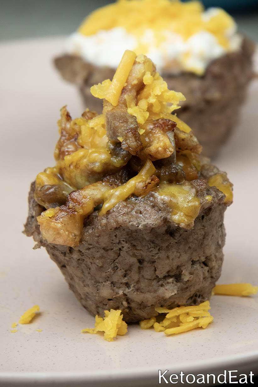 Beef Muffins with cheese