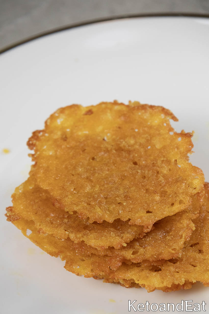 Carnivore Cheddar Chips Recipe