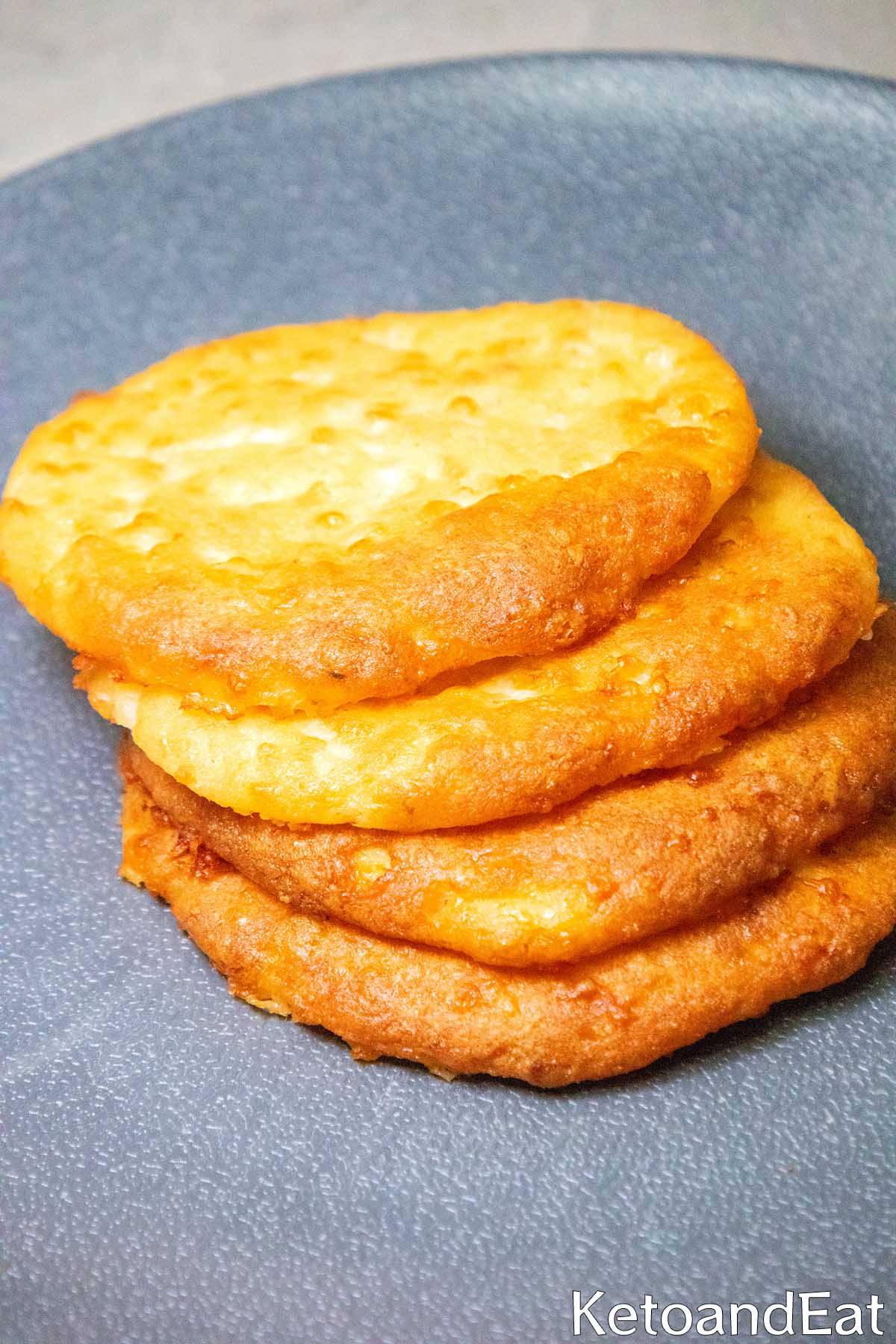 Carnivore Cheese Buns 