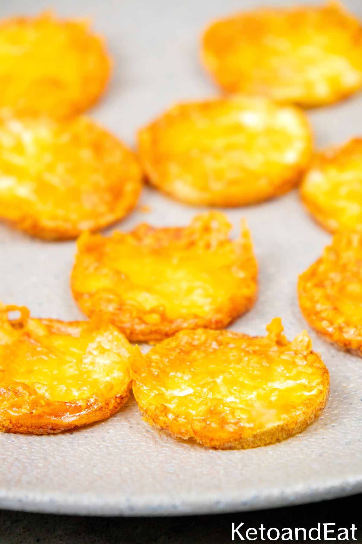 Carnivore Egg & Cheddar Chips