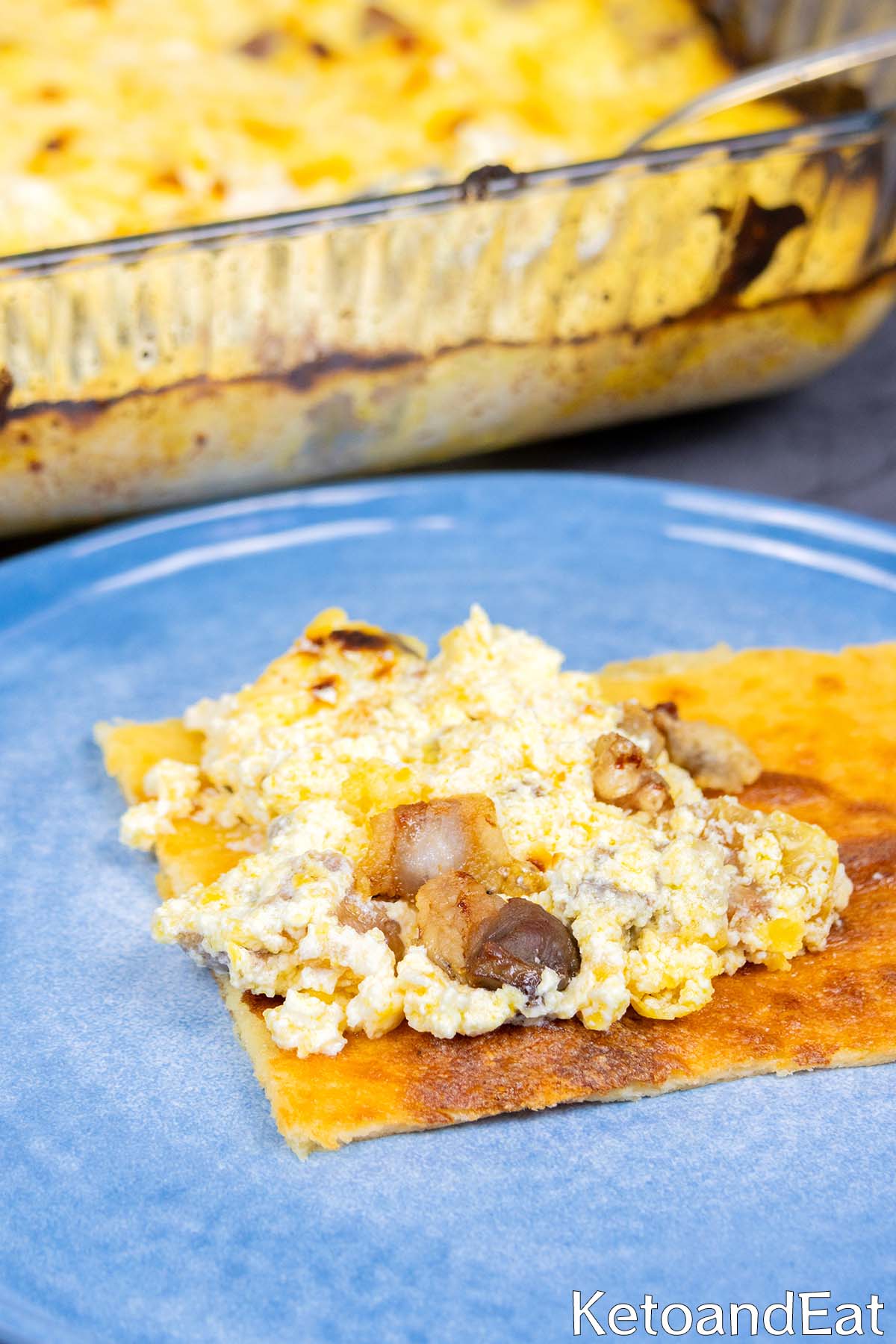 Carnivore Flatbread with dip