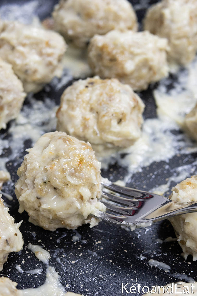 Carnivore Meatballs With Sauce
