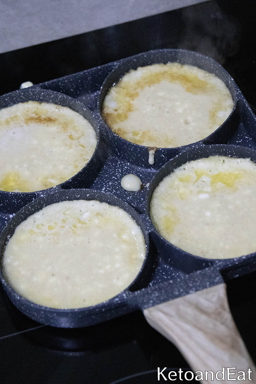Cooking pancakes