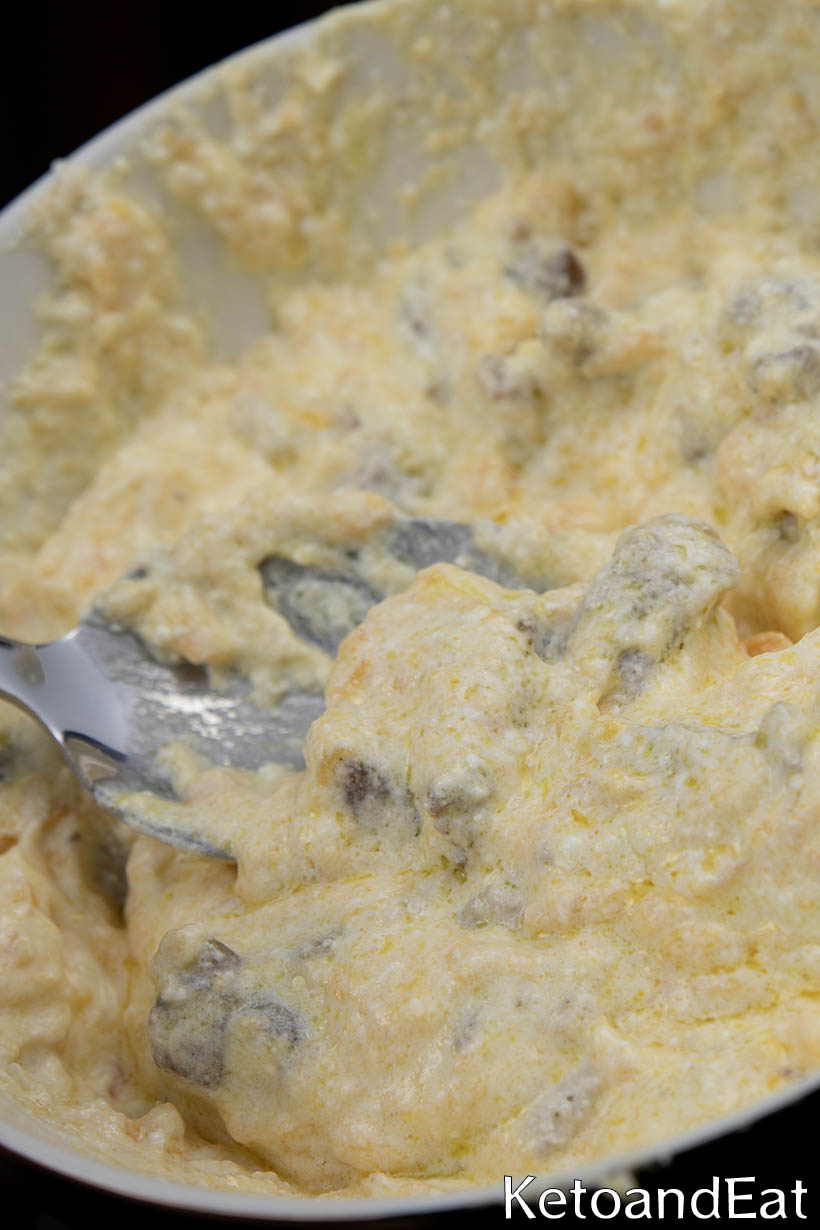  Creamy & Warm Bacon Dip