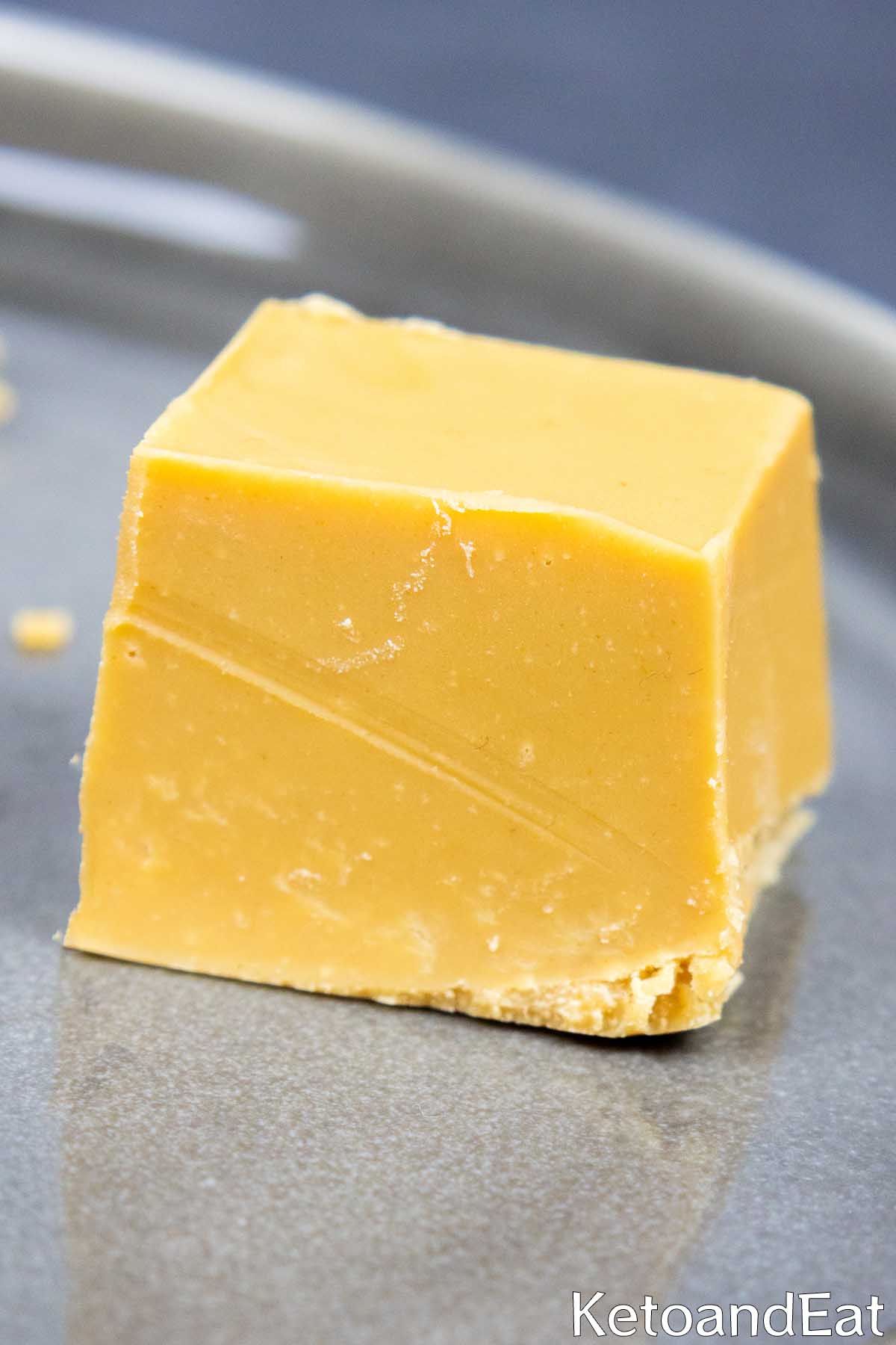 Easy Keto Fudge Blondies