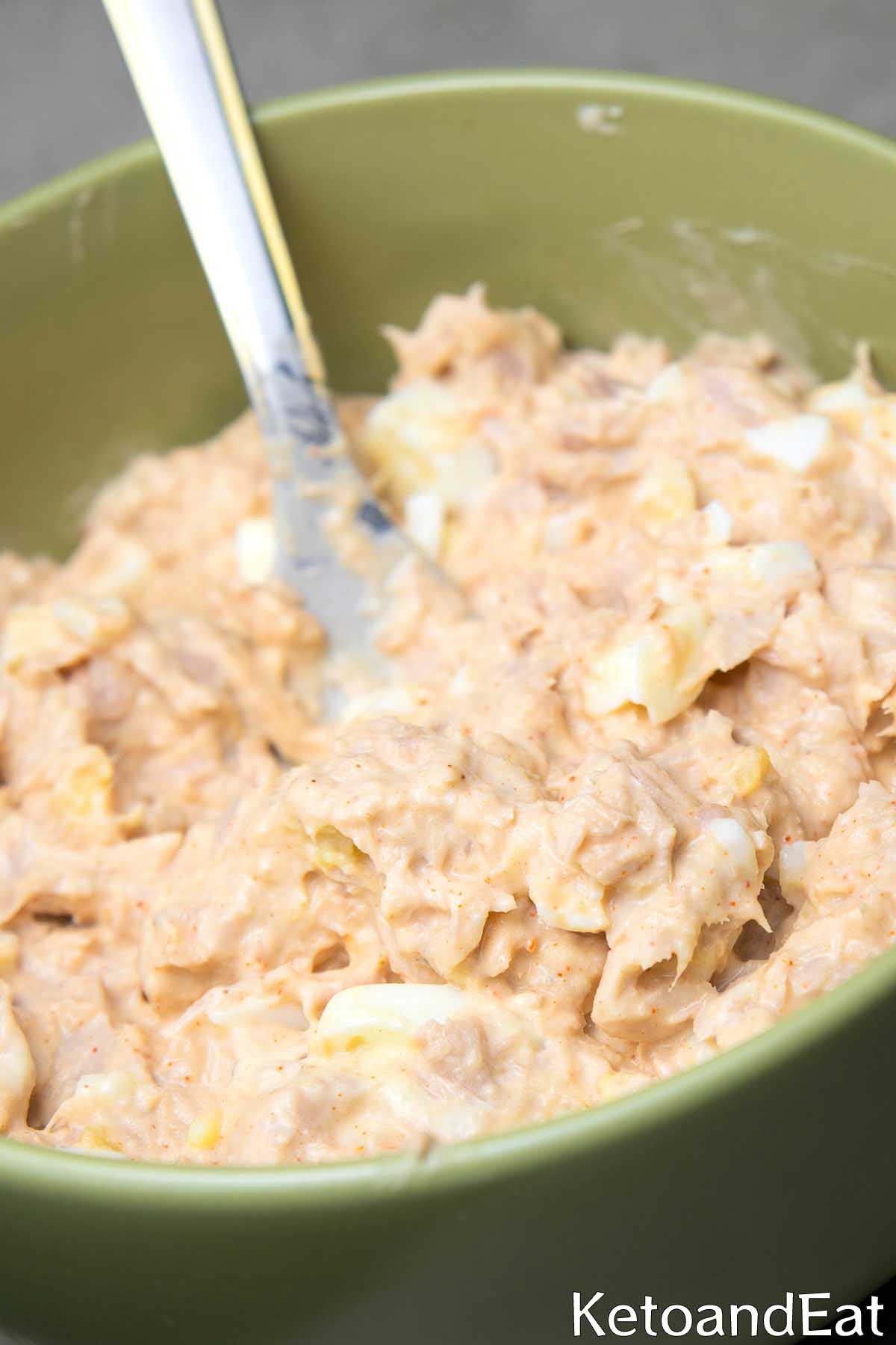 Easy Tuna & Eggs Salad