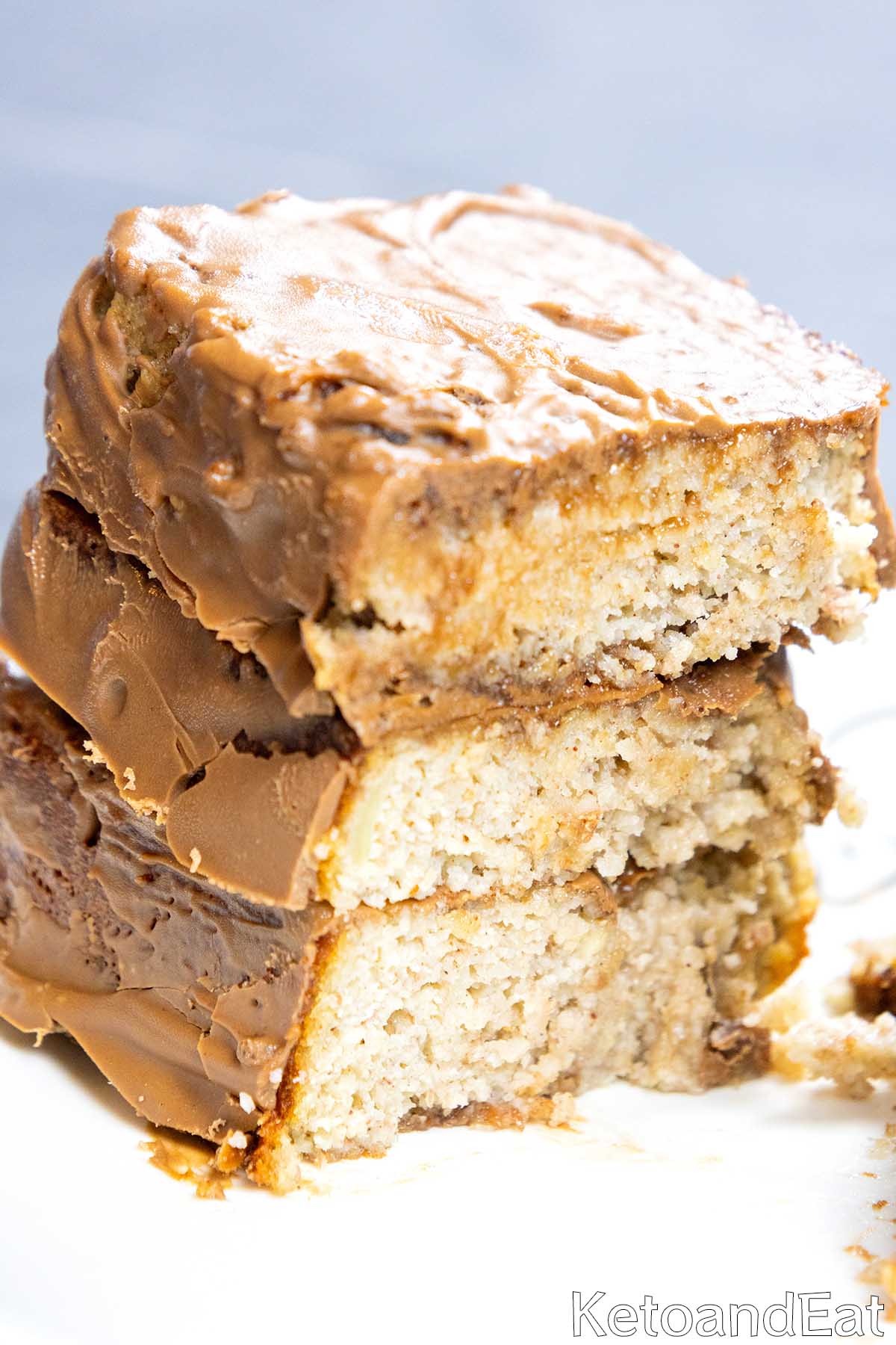Keto Banana Chocolate Cake Recipe