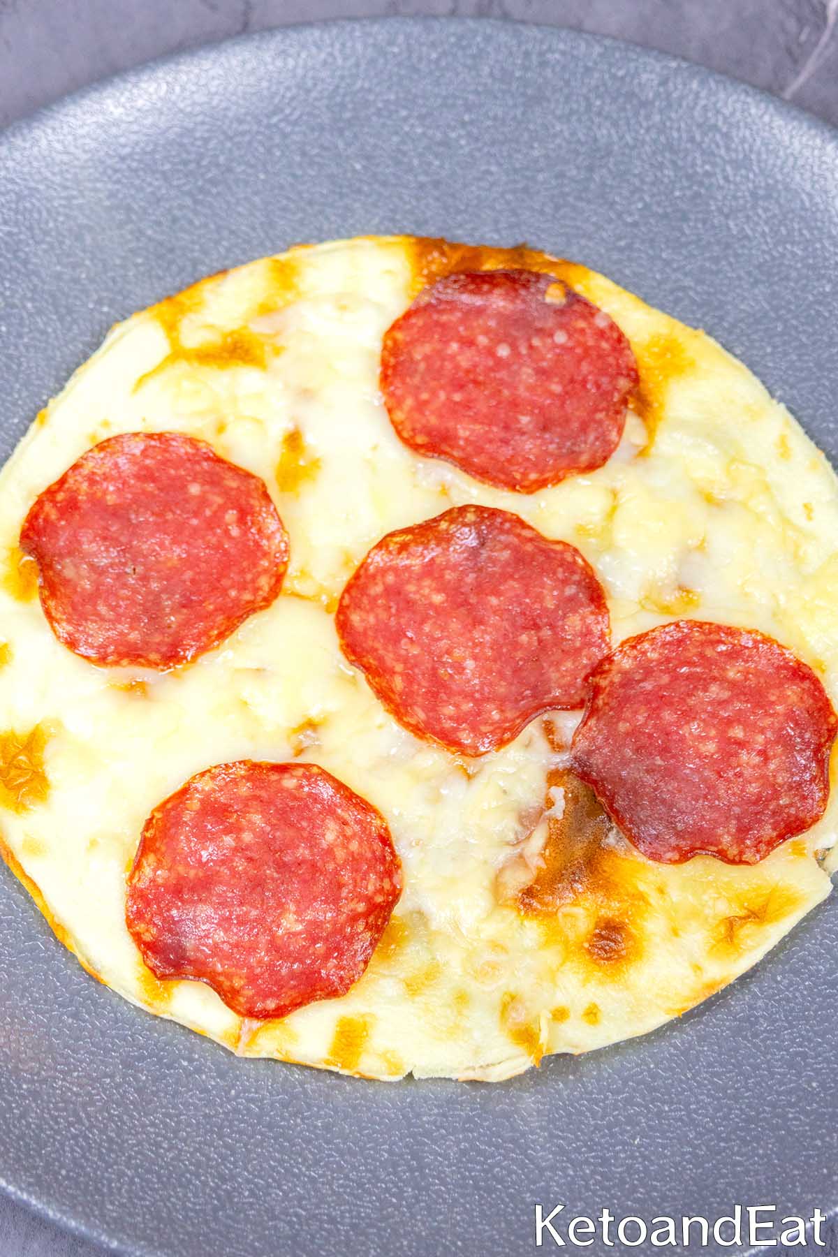 Keto Cheese Pizza