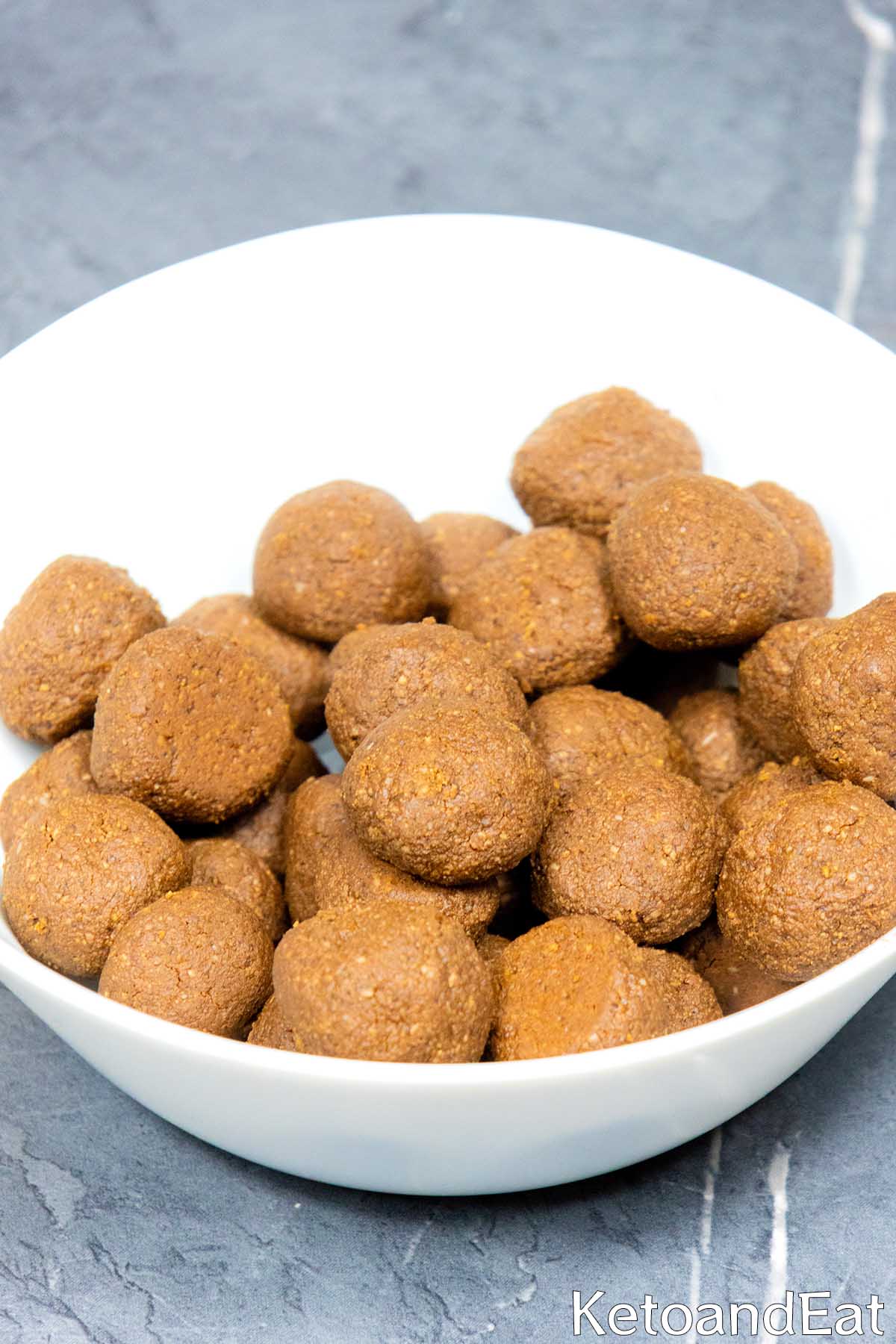 Keto Chocolate Cereals