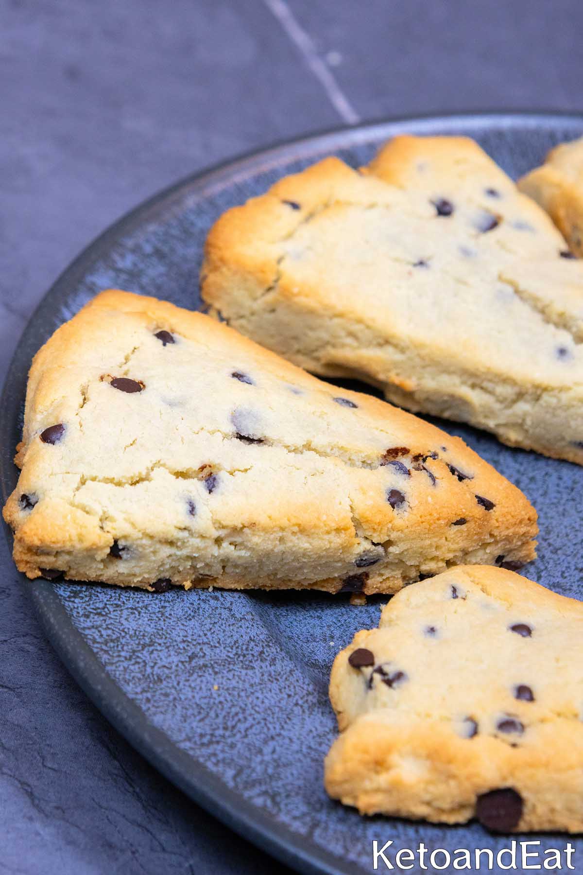 Keto Chocolate Chip Scones