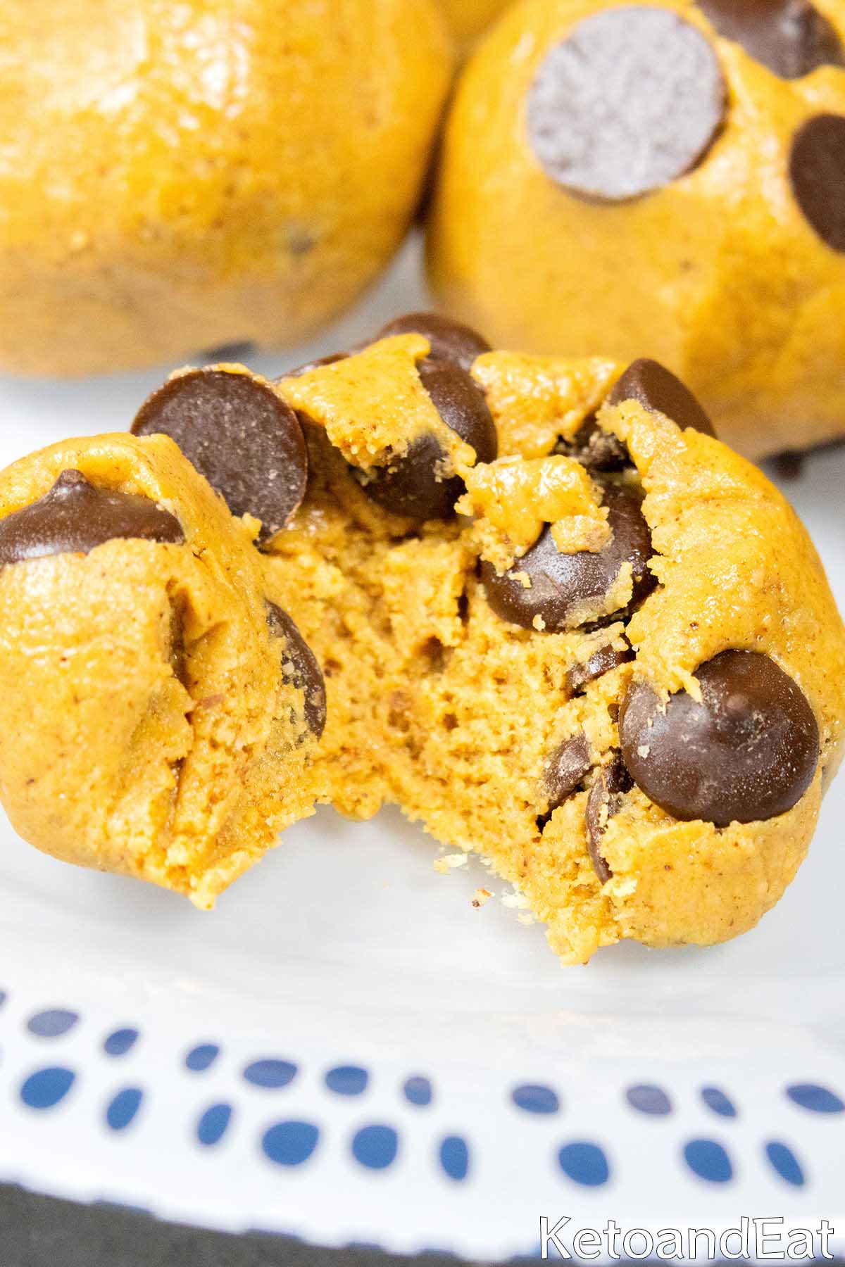 Keto Chocolate Peanut Butter Balls