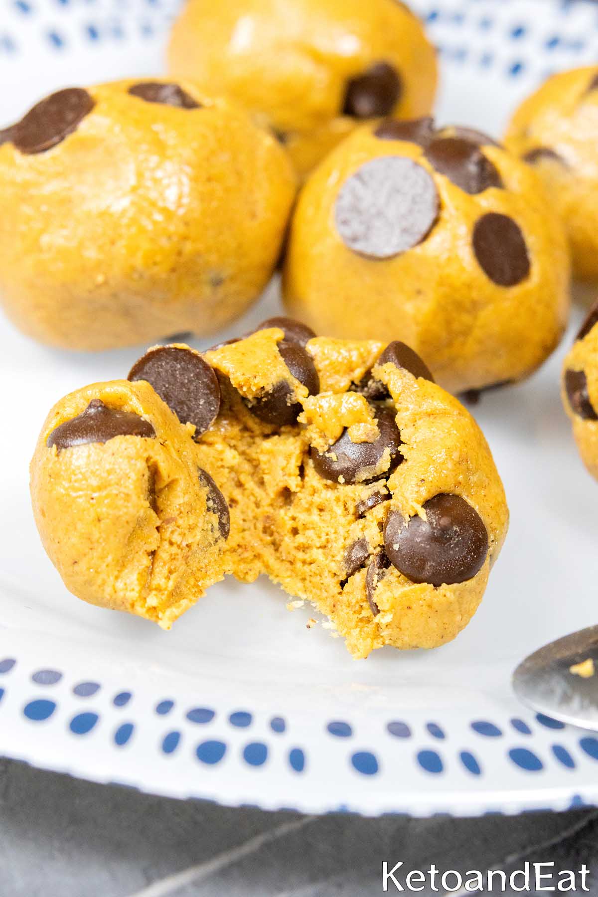 Keto Chocolate Peanut Butter Balls