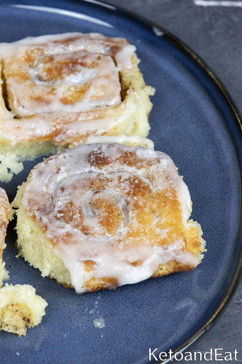Keto Cinnamon Rolls