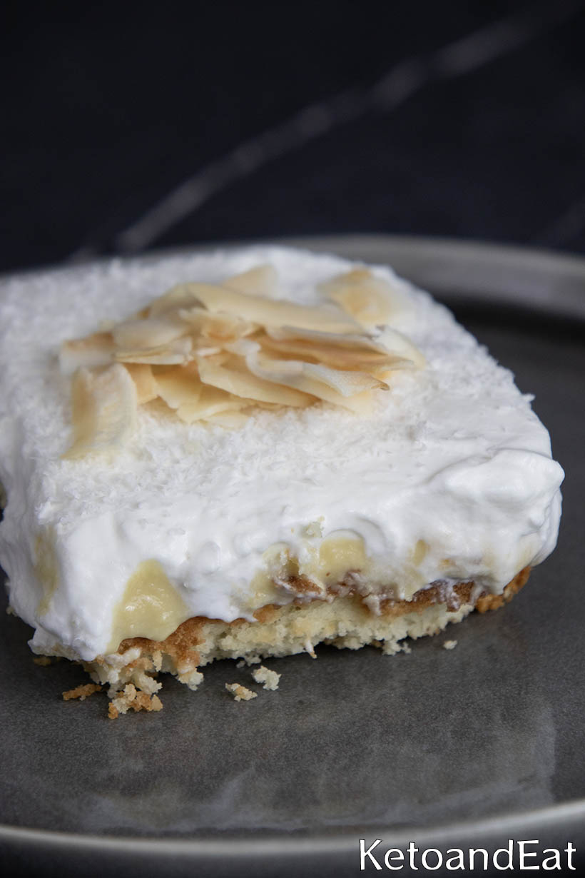 Keto Coconut Cake 
