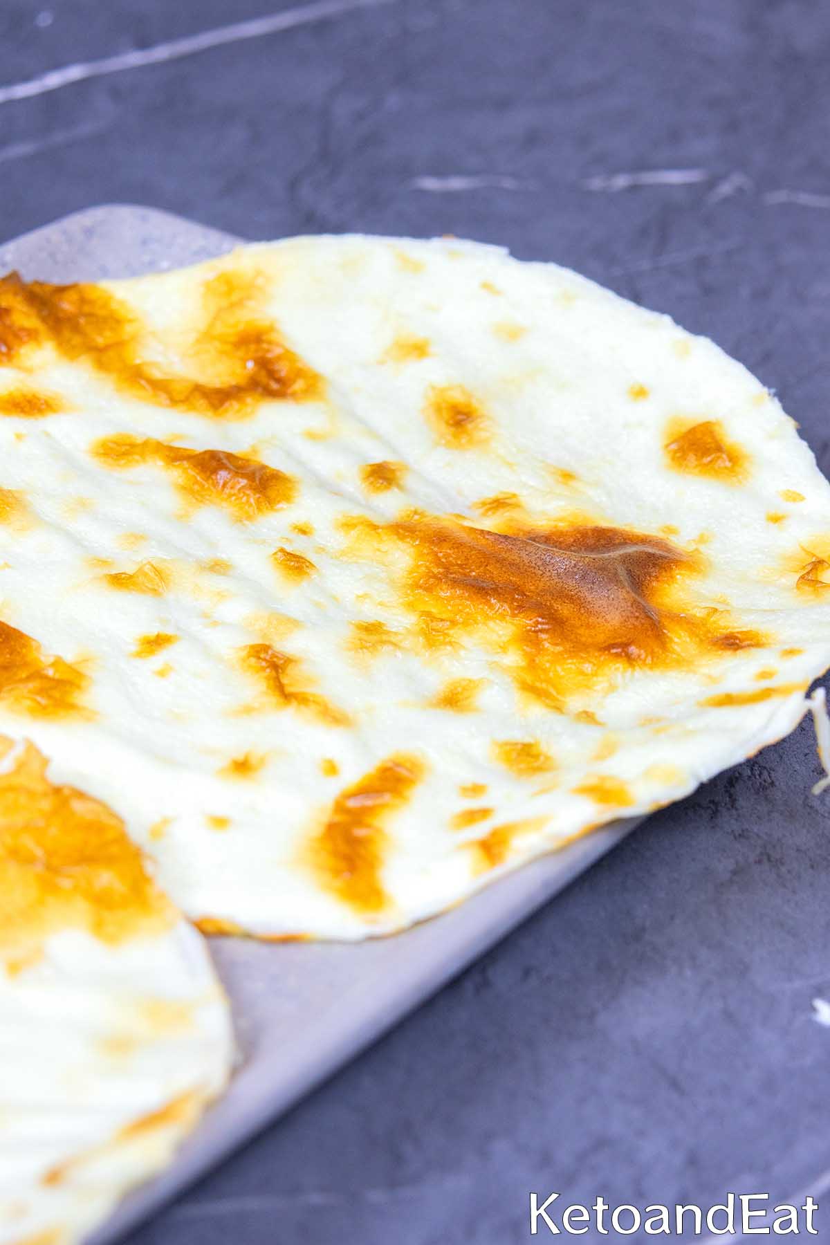 Keto Cottage Cheese Flatbread 