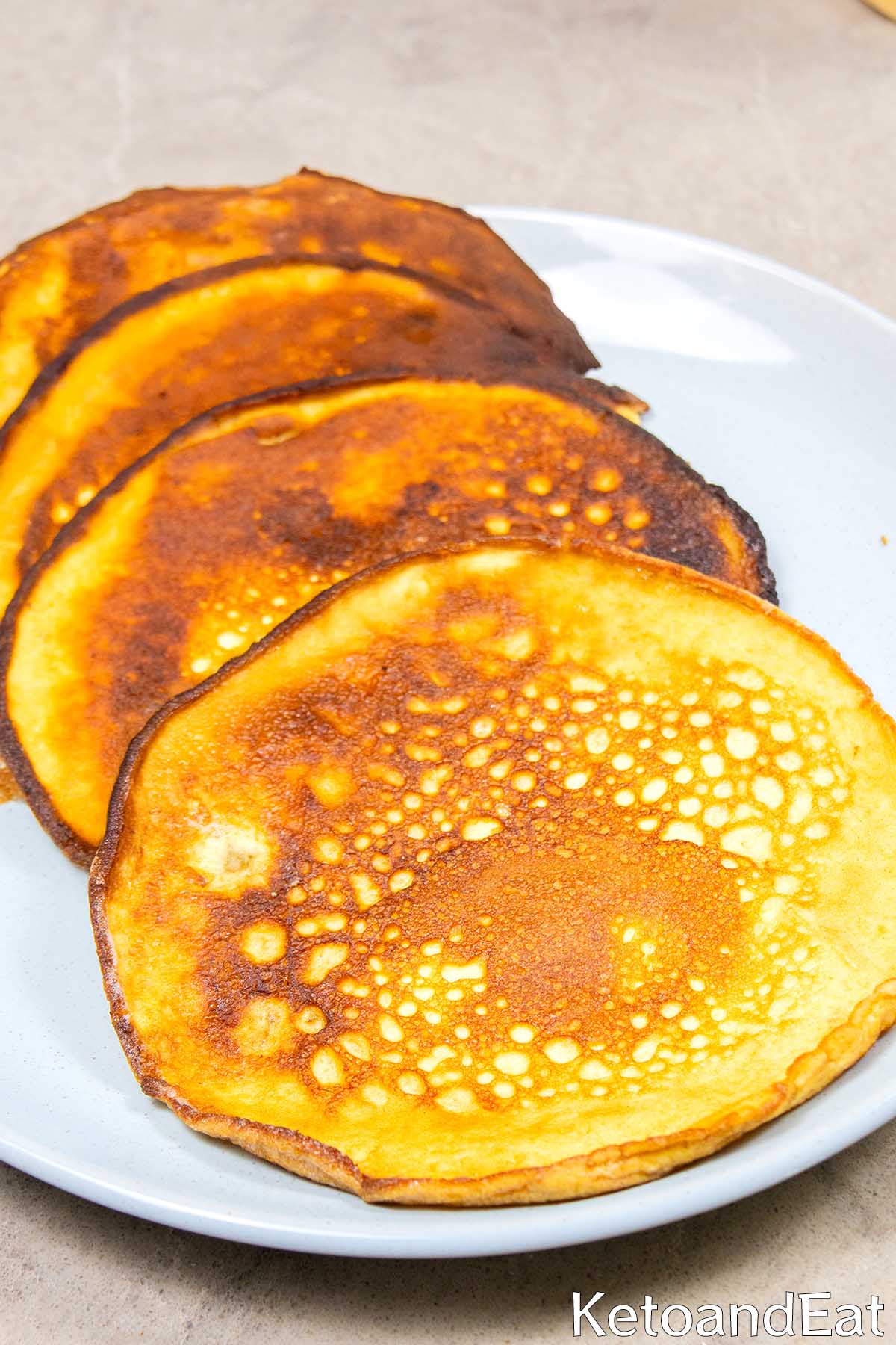Keto Cream Cheese Crepes Recipe