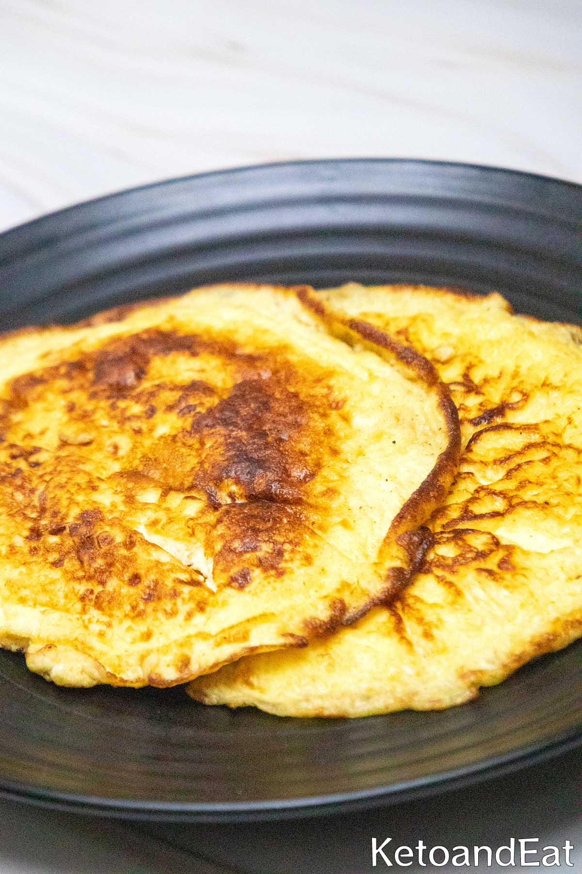 Keto Cream Cheese Pancakes