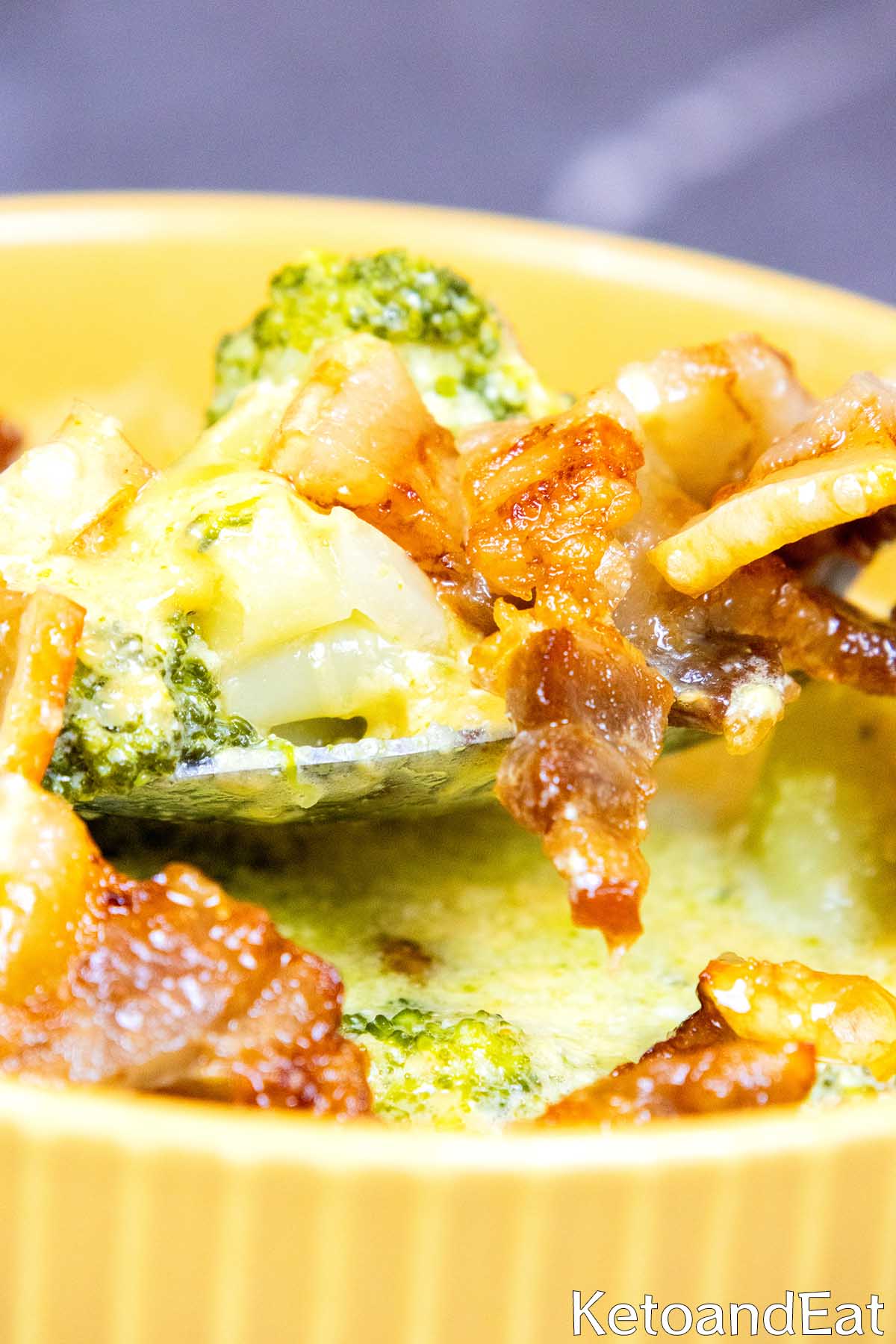 Keto Creamy Broccoli & Bacon Soup Recipe