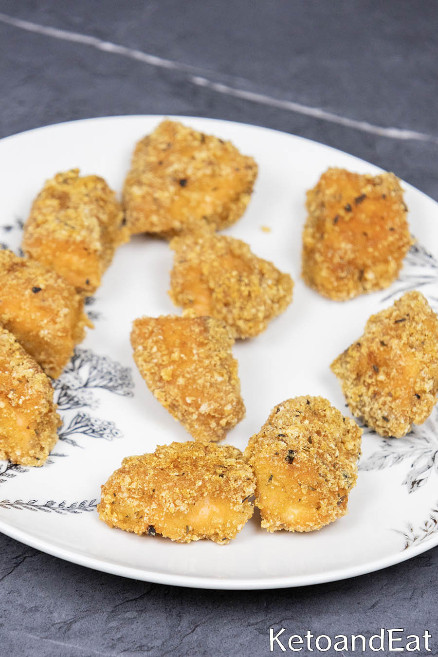 Keto Crispy Salmon Bites