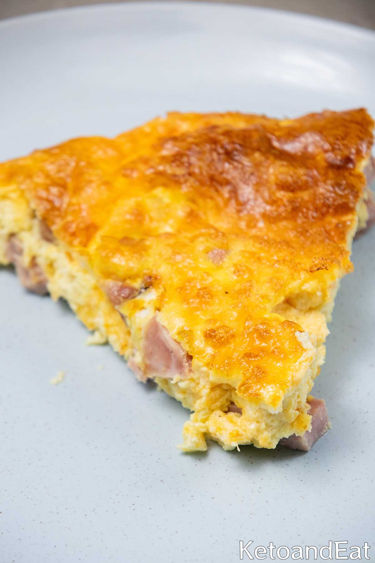 Keto Crustless Ham & Cheese Quiche