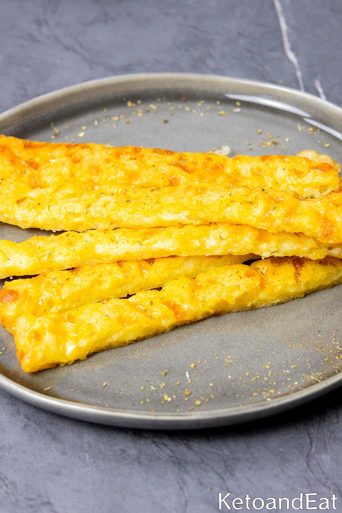 Keto Garlic Breadsticks