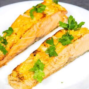 Keto Garlic Butter Salmon