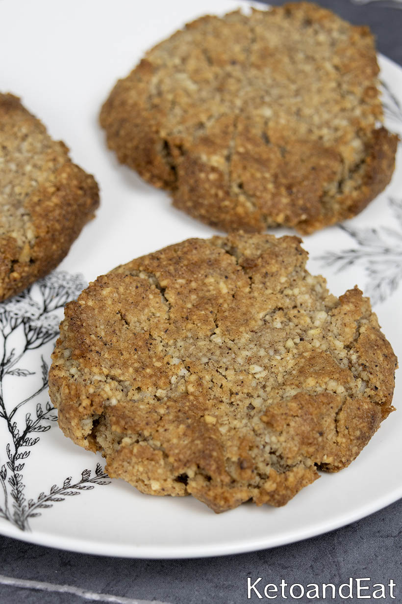 Keto Ginger Cookies