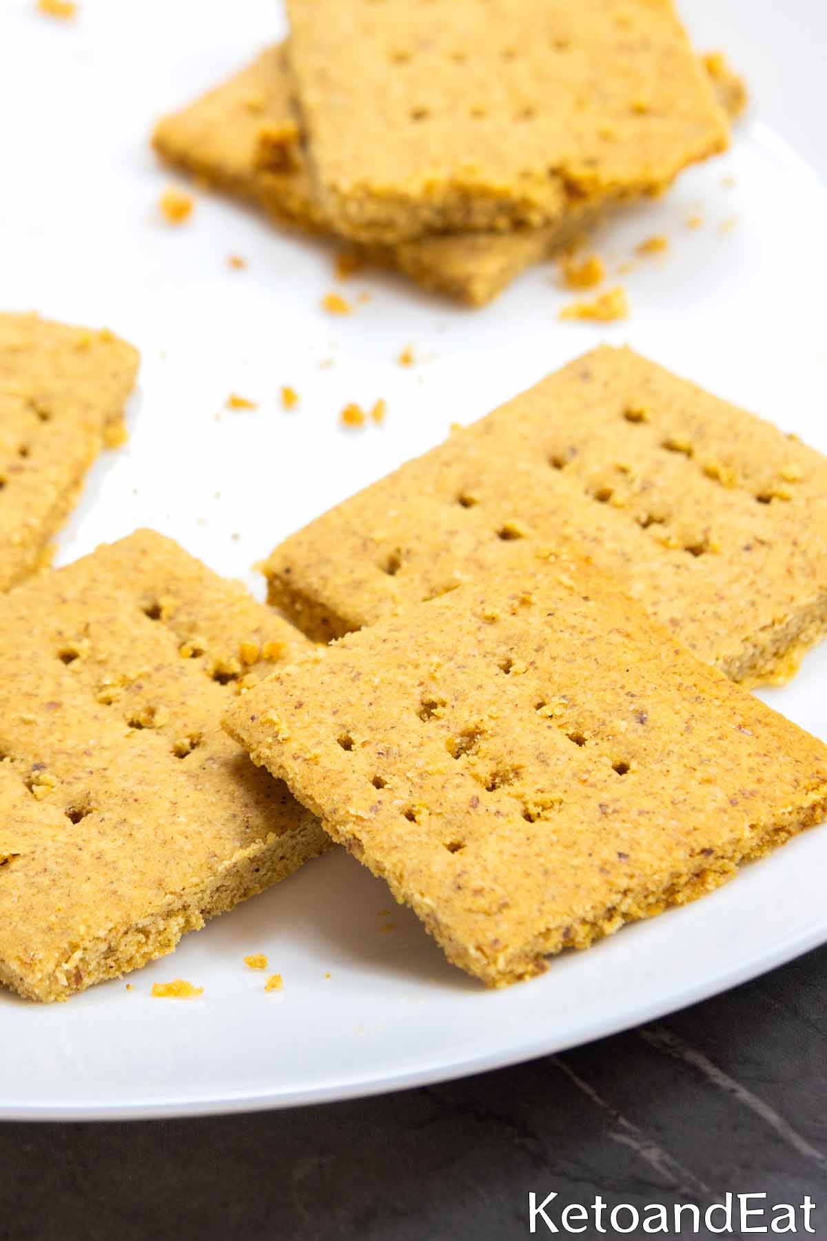 Keto Graham Crackers