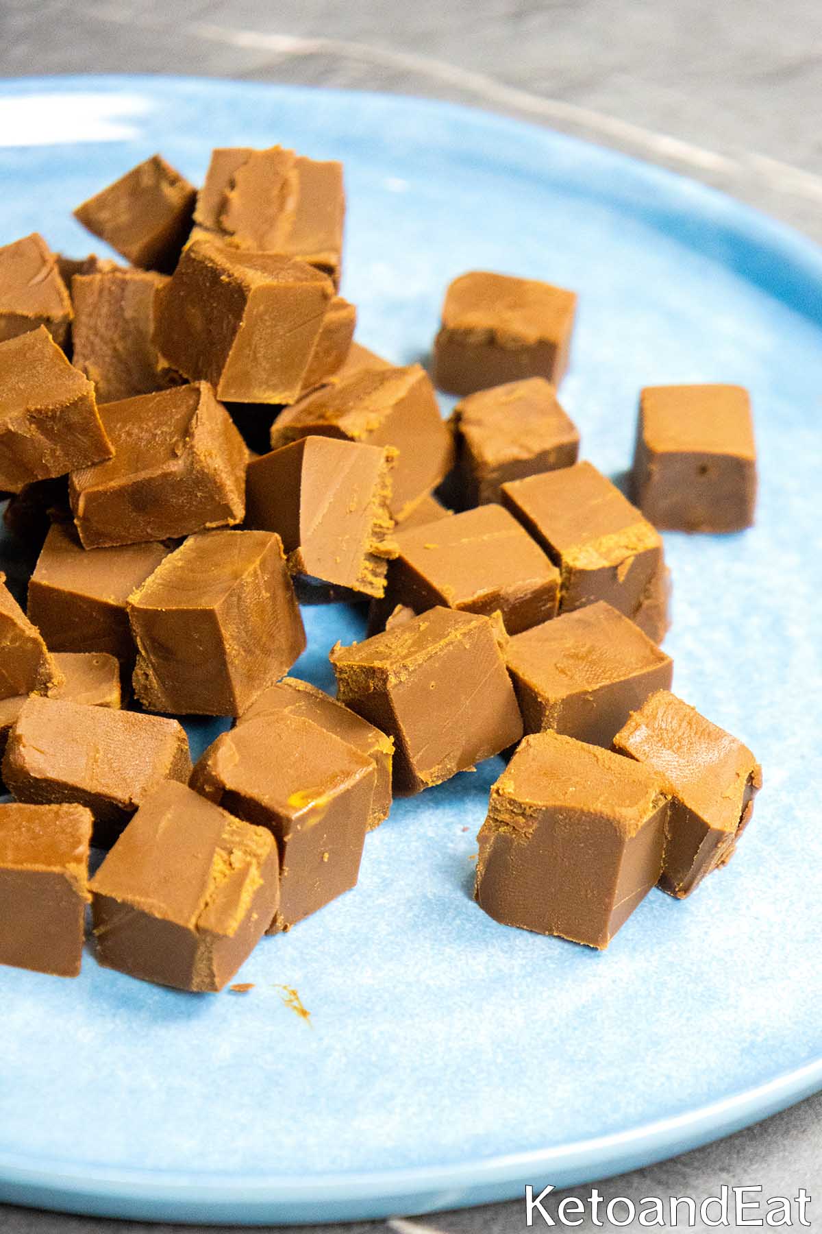 Keto Mini Fudge Cubes Recipe