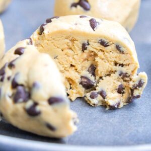 Keto Peanut Butter Protein Balls