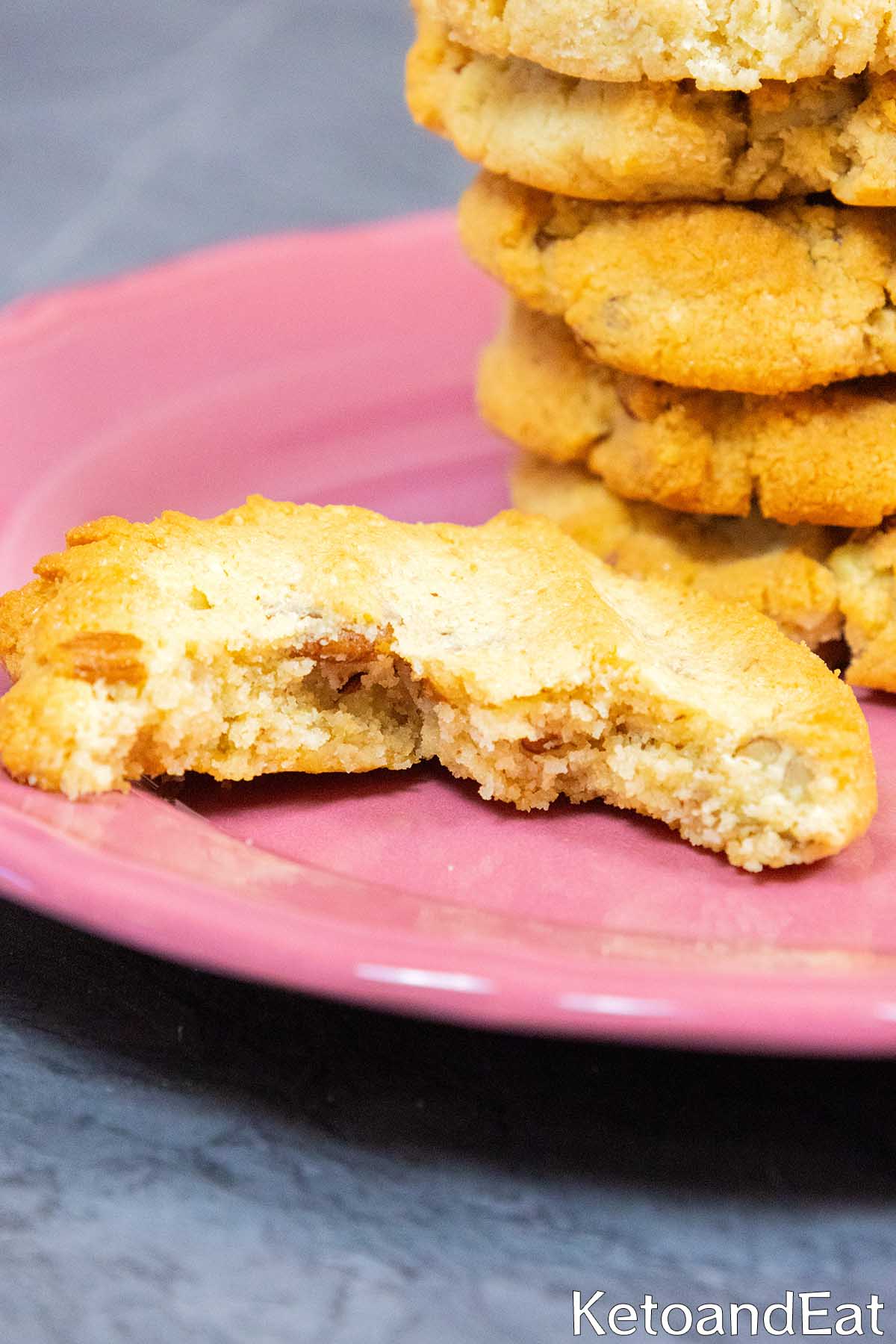 Keto Pecan Cookies