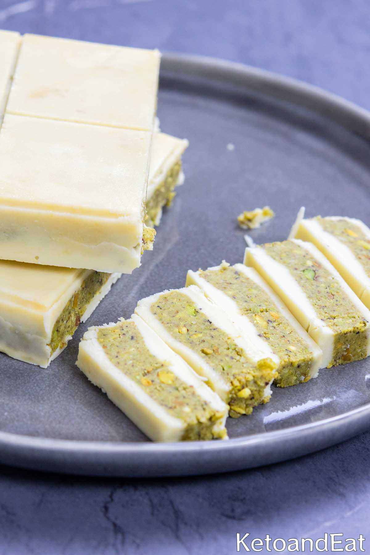 Keto Pistachio Chocolate Bar Recipe