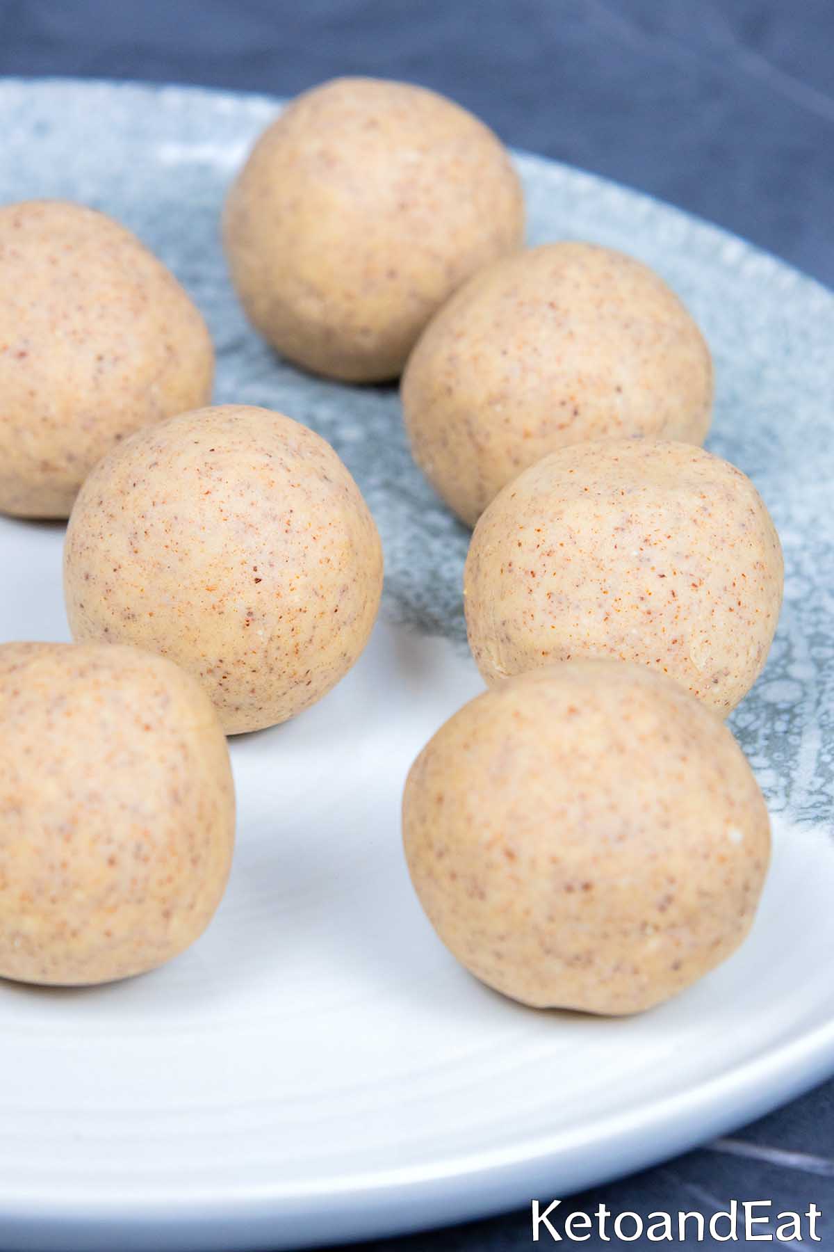 Keto Protein Cake Balls
