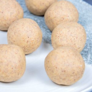 Keto Protein Cake Balls