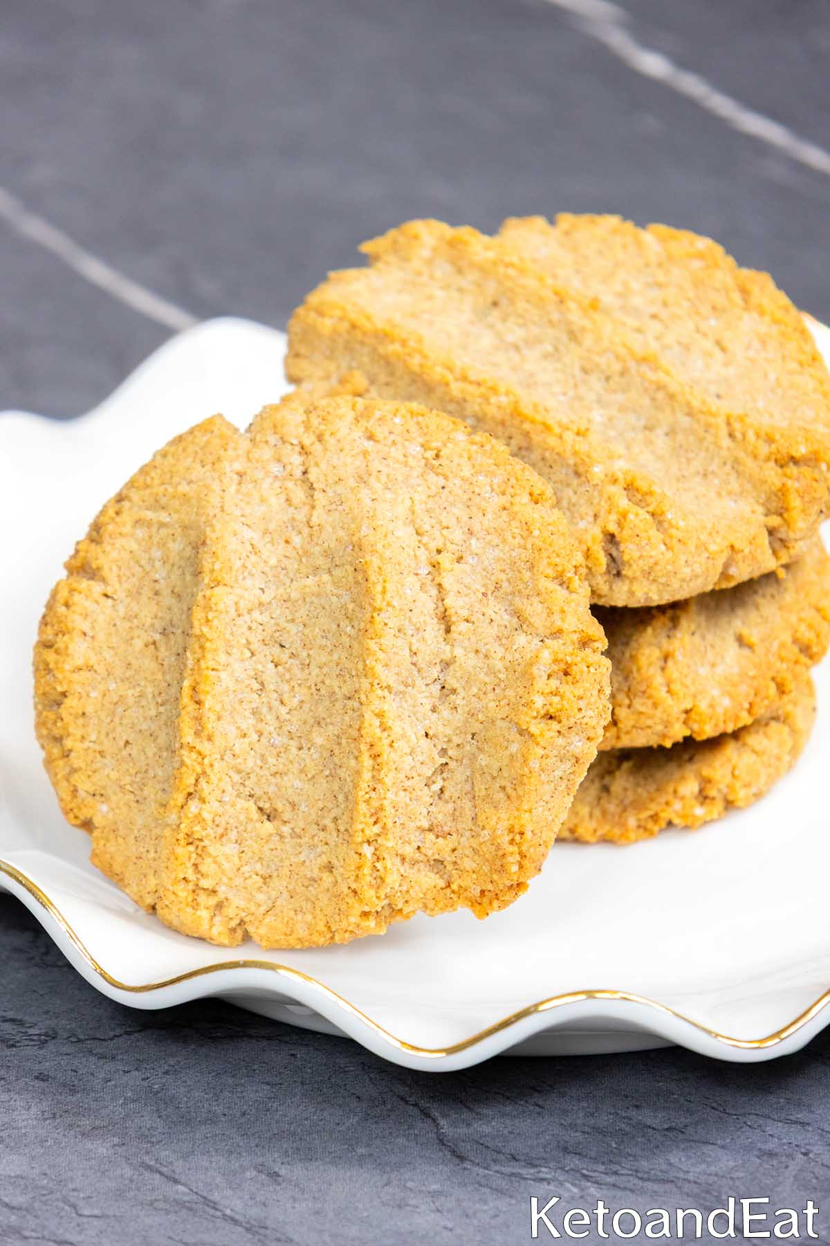 Keto Pumpkin Spice Cookies