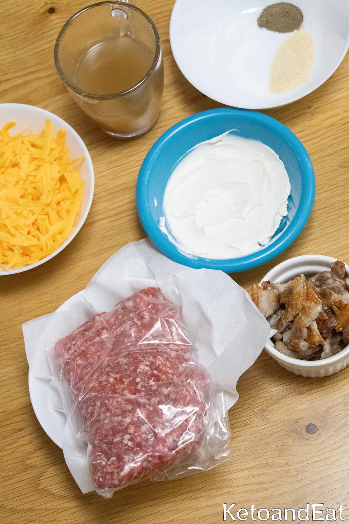 Keto Skillet Cheeseburger Casserole Ing