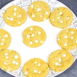 Keto Soft Chocolate Chip Cookies