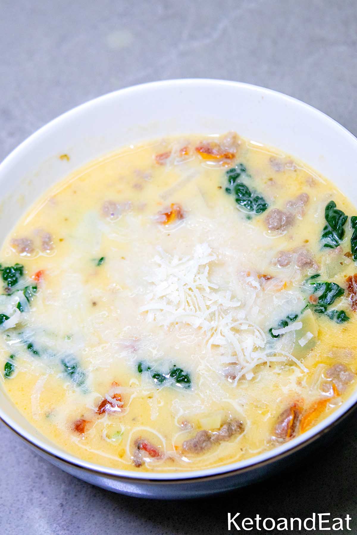 Keto Tuscan Soup 
