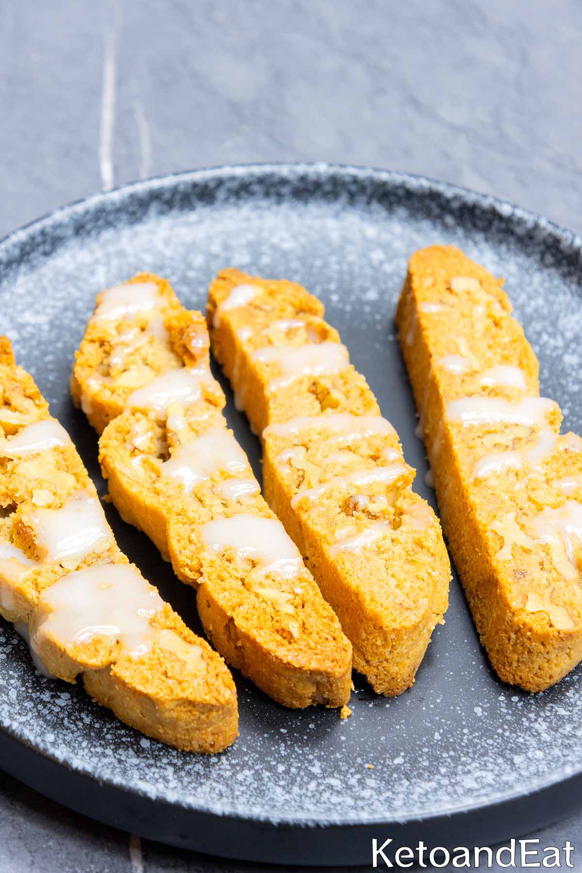 Keto Walnut & Maple Biscotti 