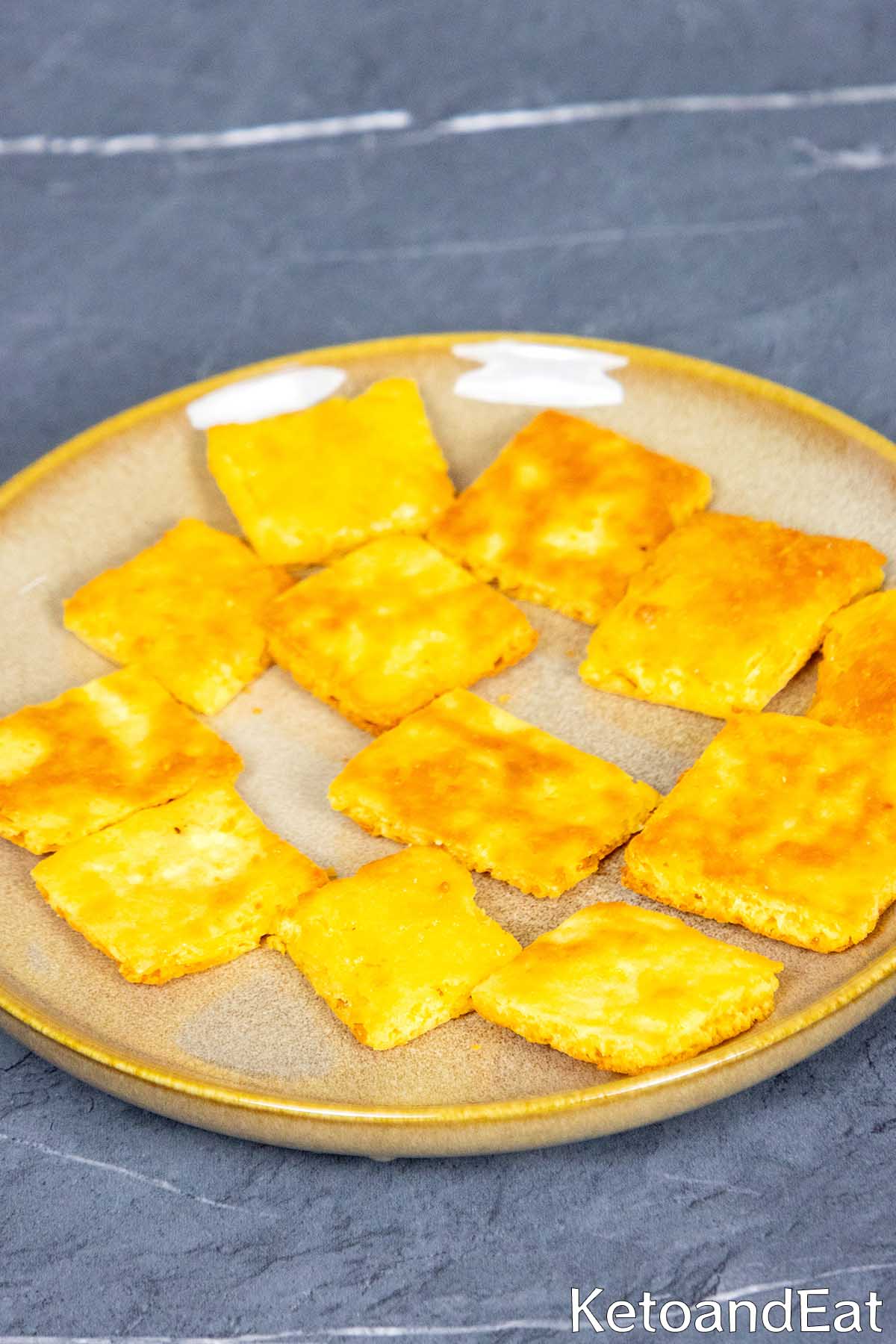 Keto Zero Carb Crackers 