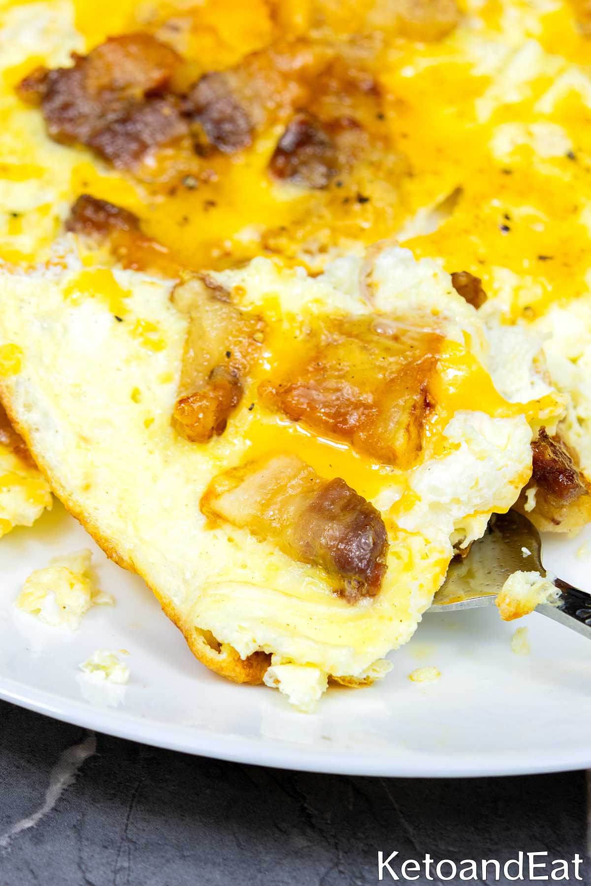 Low Carb Bacon Cheese Omelette Recipe