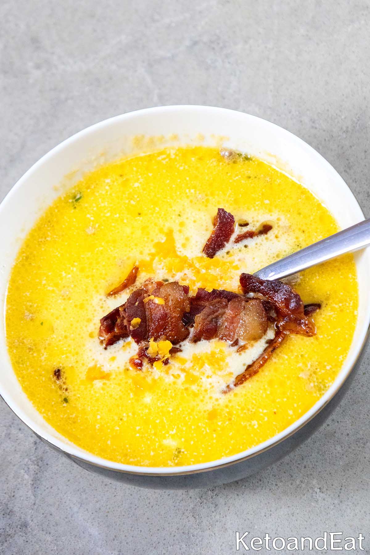Low Carb Bacon Cheeseburger Soup Recipe