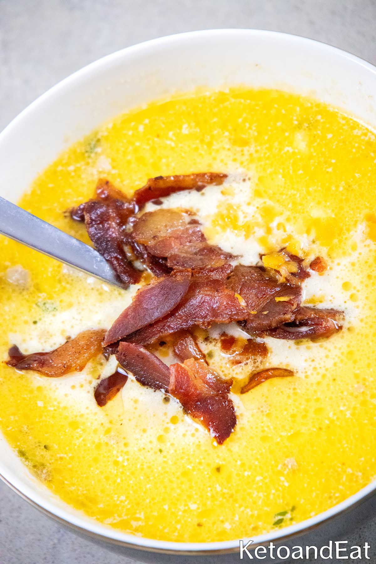 Low Carb Bacon Cheeseburger Soup