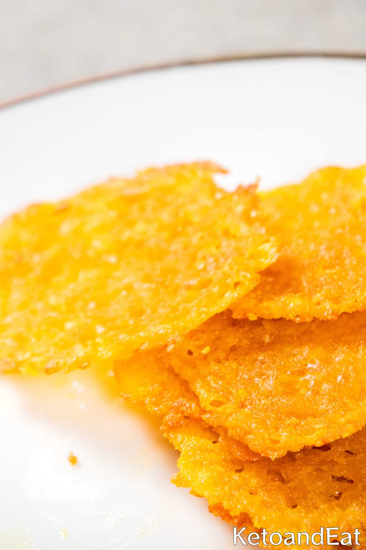 Low Carb Cheddar Chips