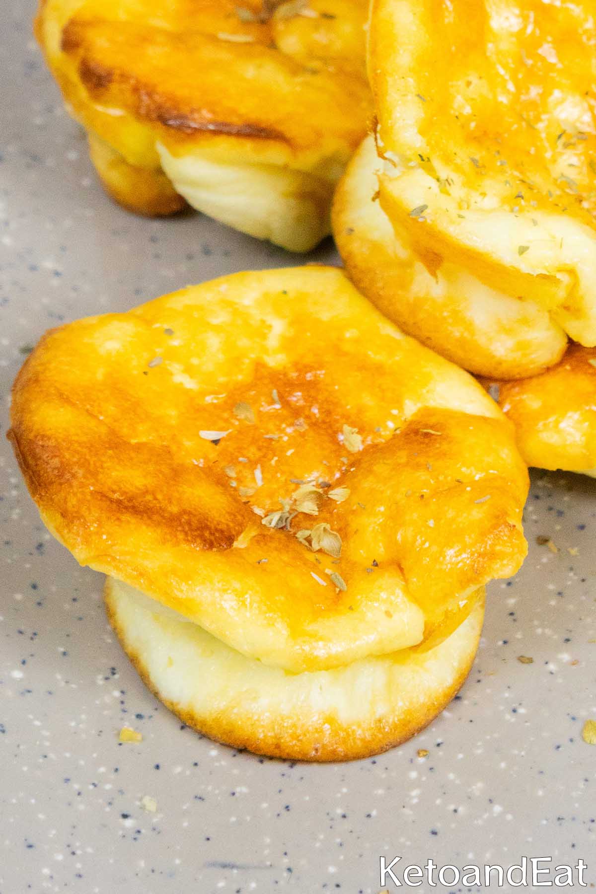 Low Carb Cream Cheese Muffins