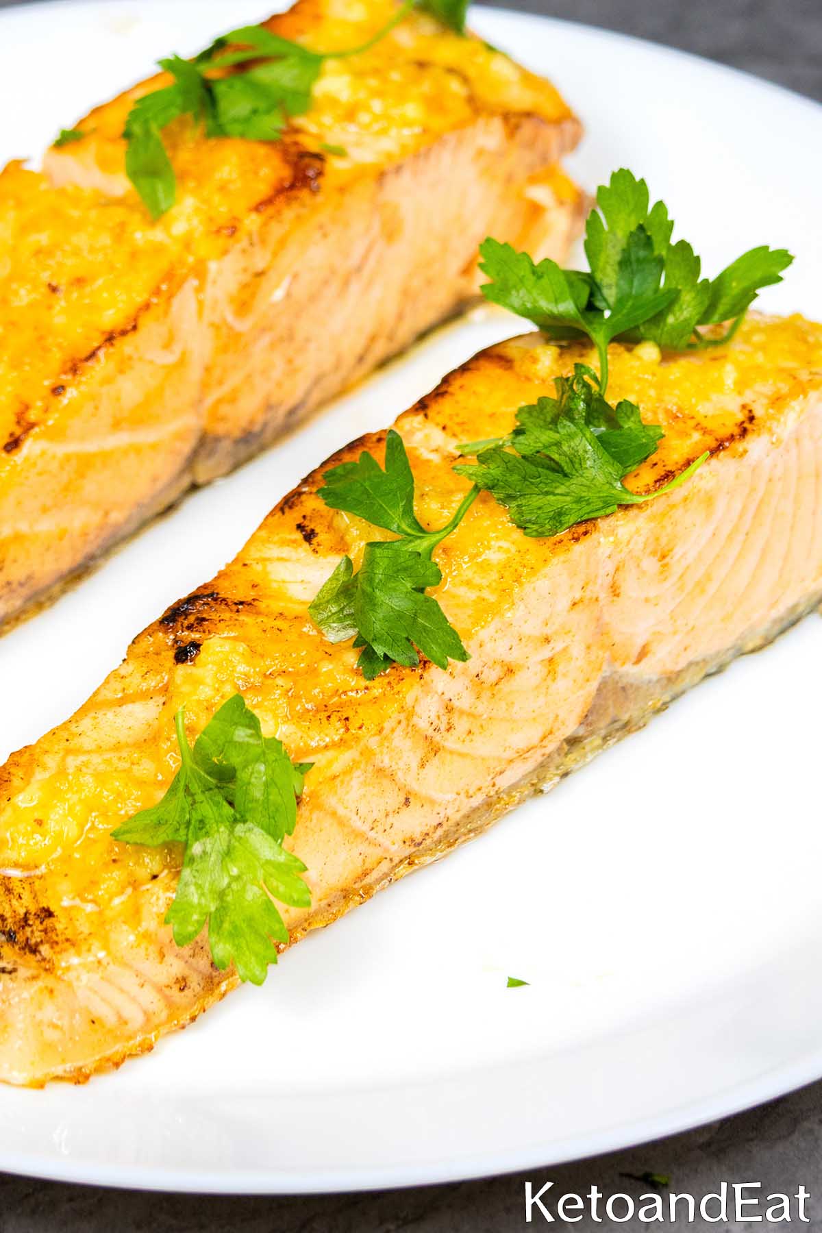 Keto Garlic Butter Salmon
