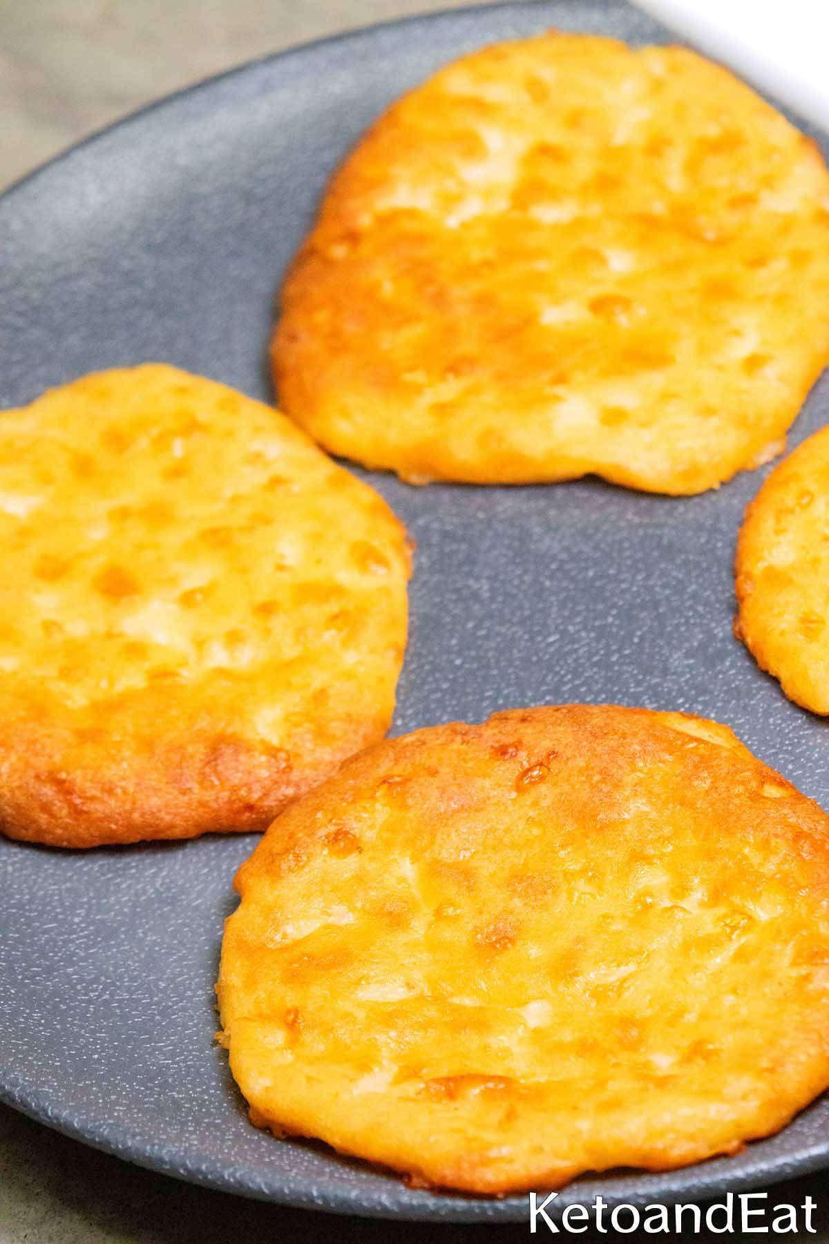 Low Carb Keto Cheese Buns