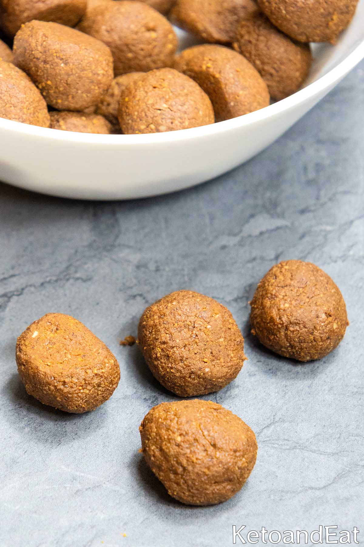 Low Carb Keto Chocolate Cereals