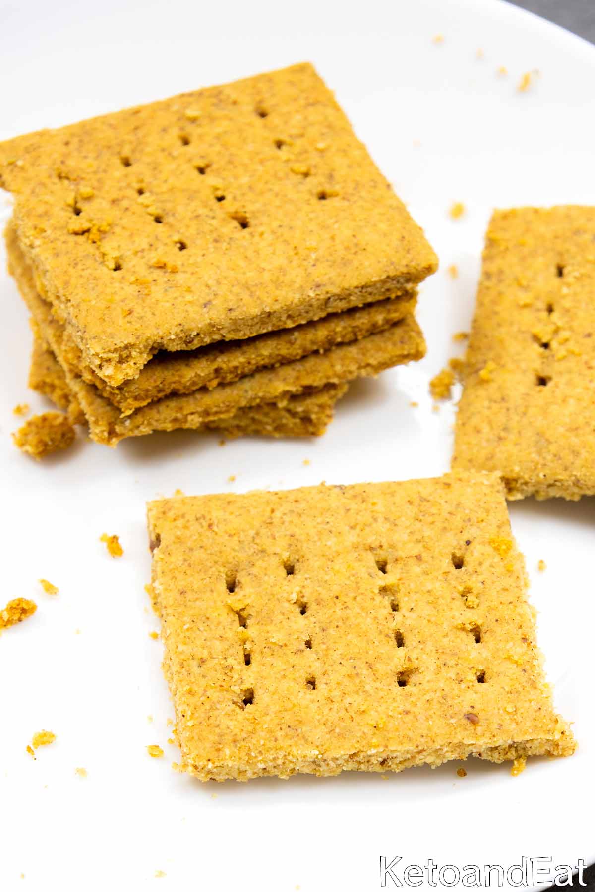 Low Carb Keto Graham Crackers